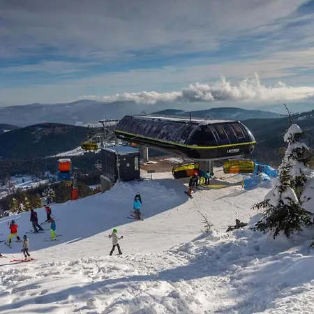 Czarna Gora Ii * 시에나